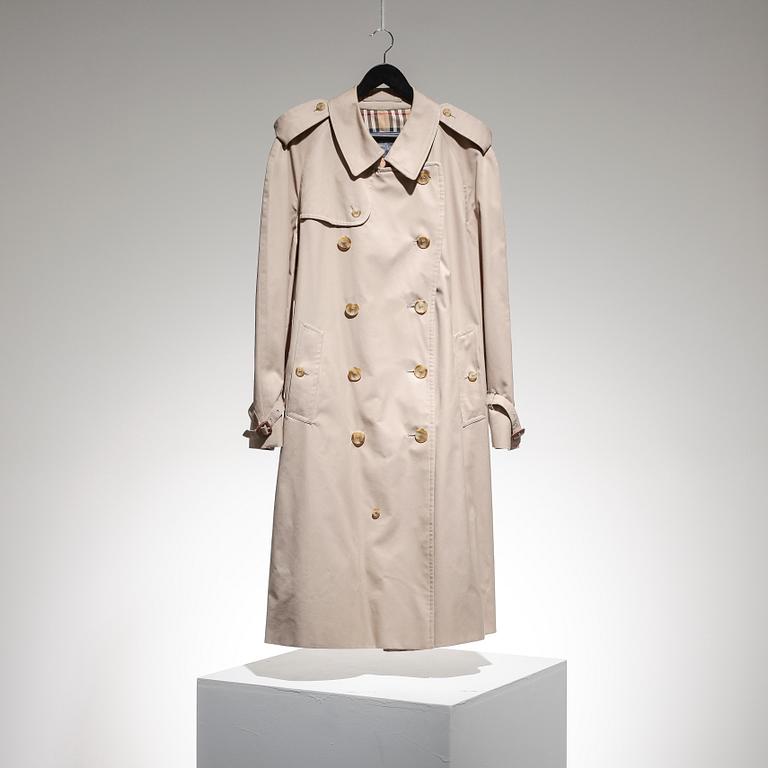 TRENCHCOAT, Burberry, storlek 56.