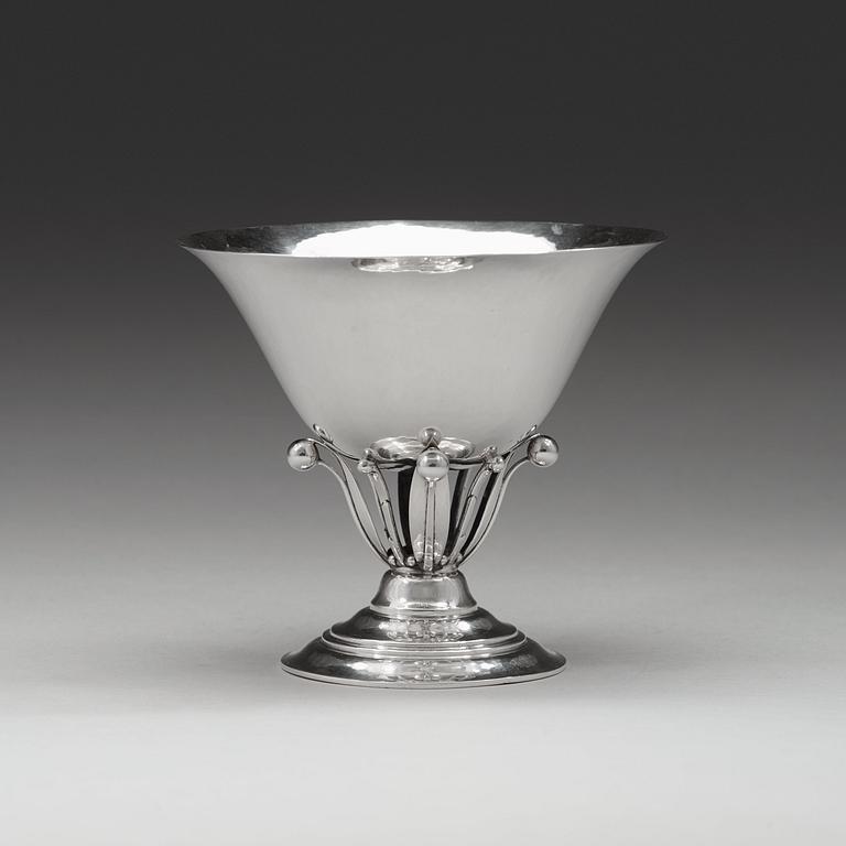 JOHAN ROHDE, skål, Georg Jensen, Köpenhamn 1925-32, sterling, design nr 17B.