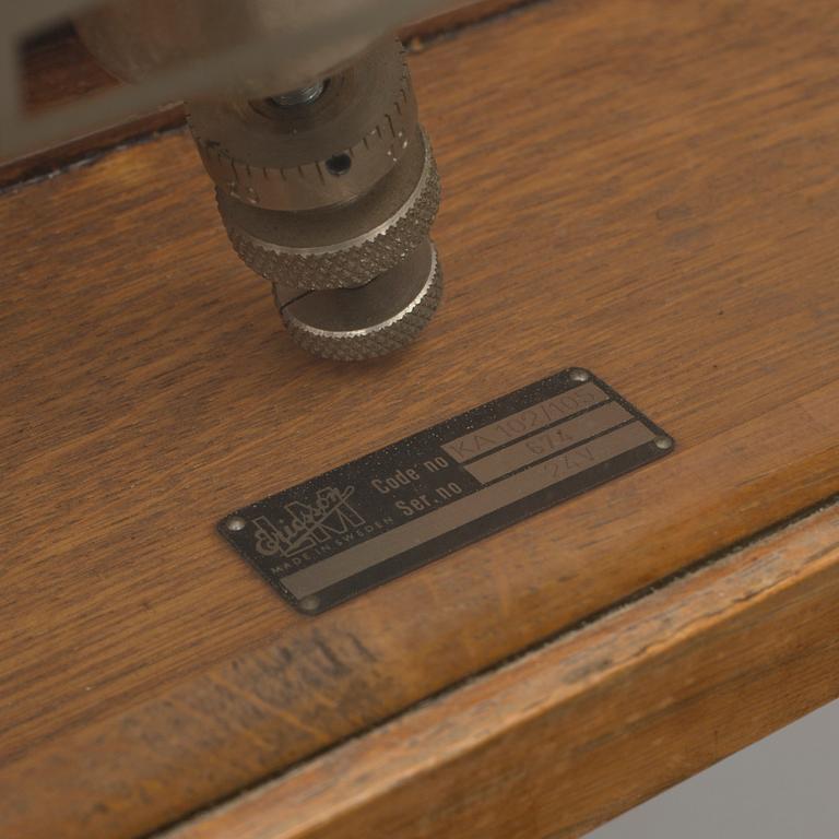 VÄGGPENDYL, LM Ericsson, omkring 1900-talets mitt.