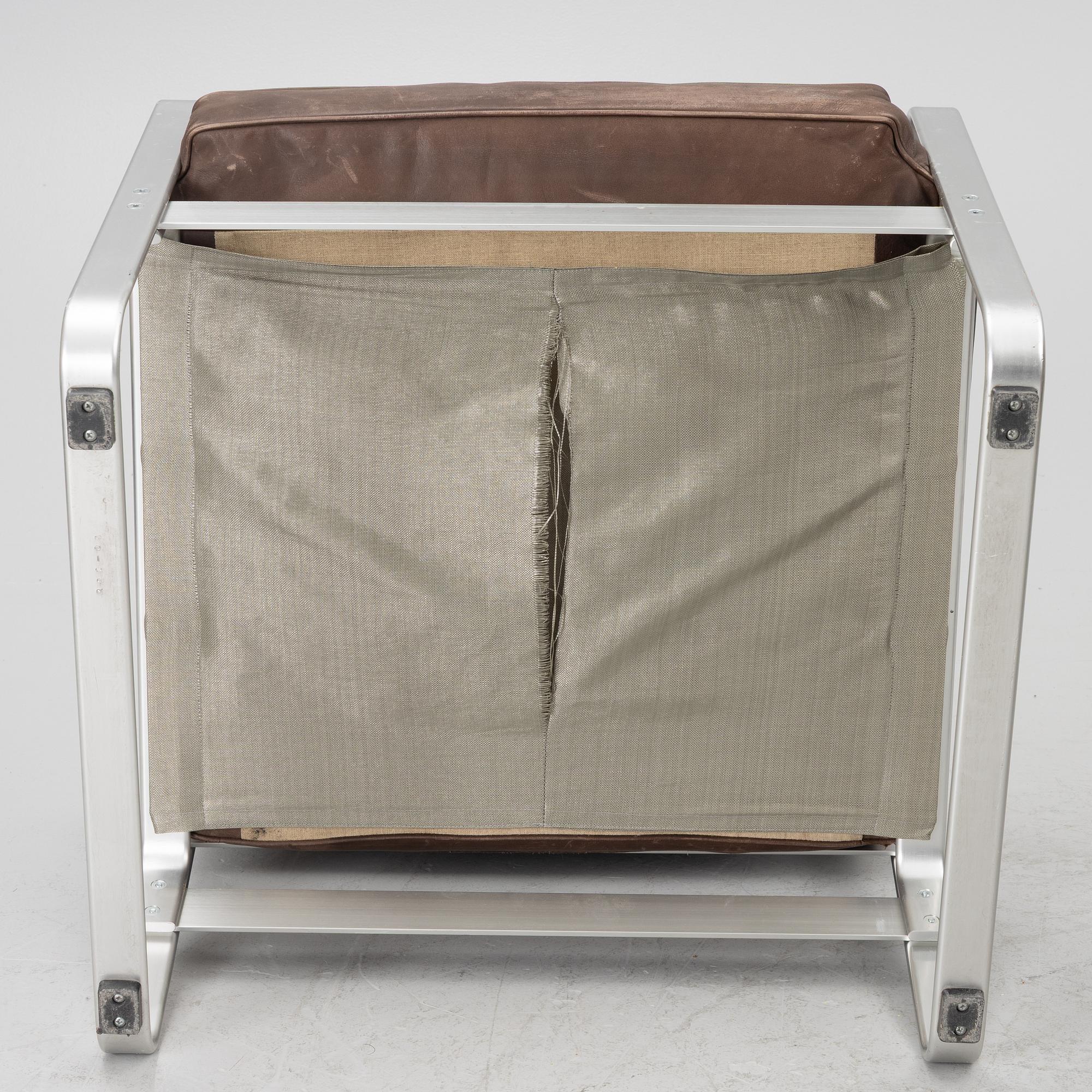 Karl Erik Ekselius, a pair of armchairs, "Mondo", JOC.
