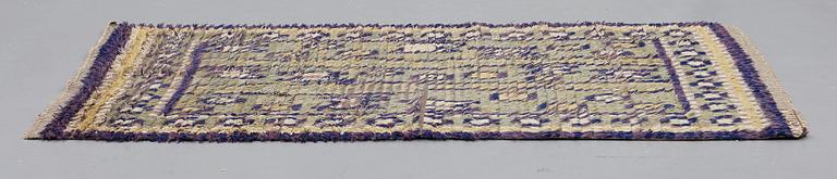 MATTO, knotted pile, ca 225 x 138 cm, signed GH.WESTMAN, attributed to Hans (Gustaf) Westman.