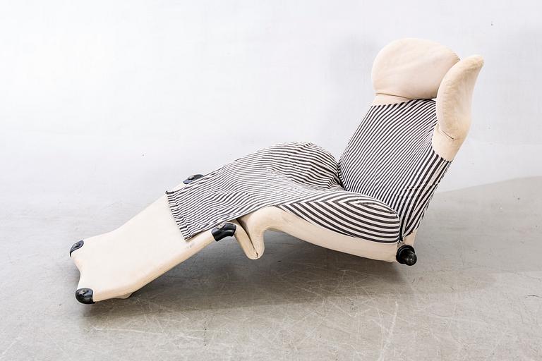 An 1980/90:s 'Wink chair', easy chair by Toshiyuki Kita.