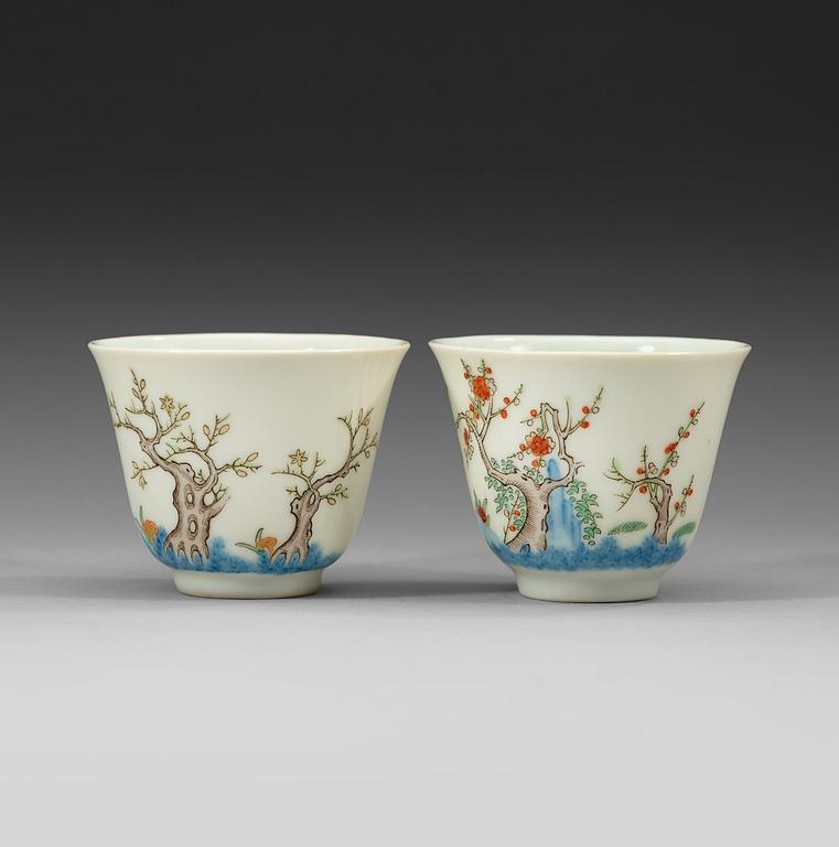 A pair of famille verte Month cups, presumably Republic. With Kangxi six characters mark.