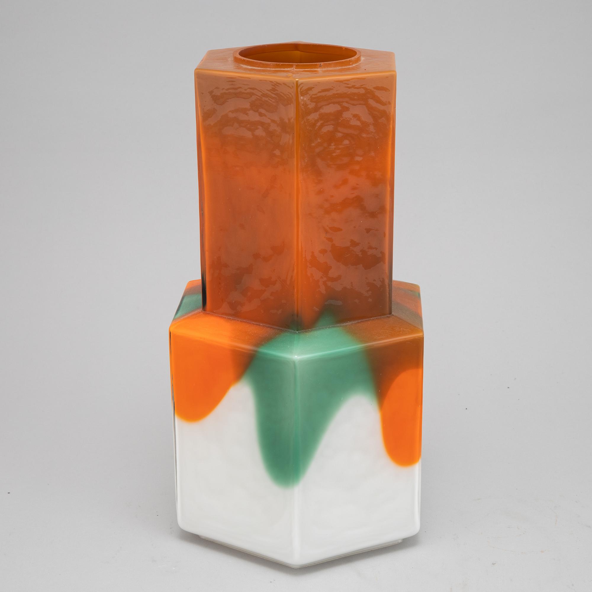 Helena Tynell, a glass lamp shade from Flygfors, second half of the 20th century.