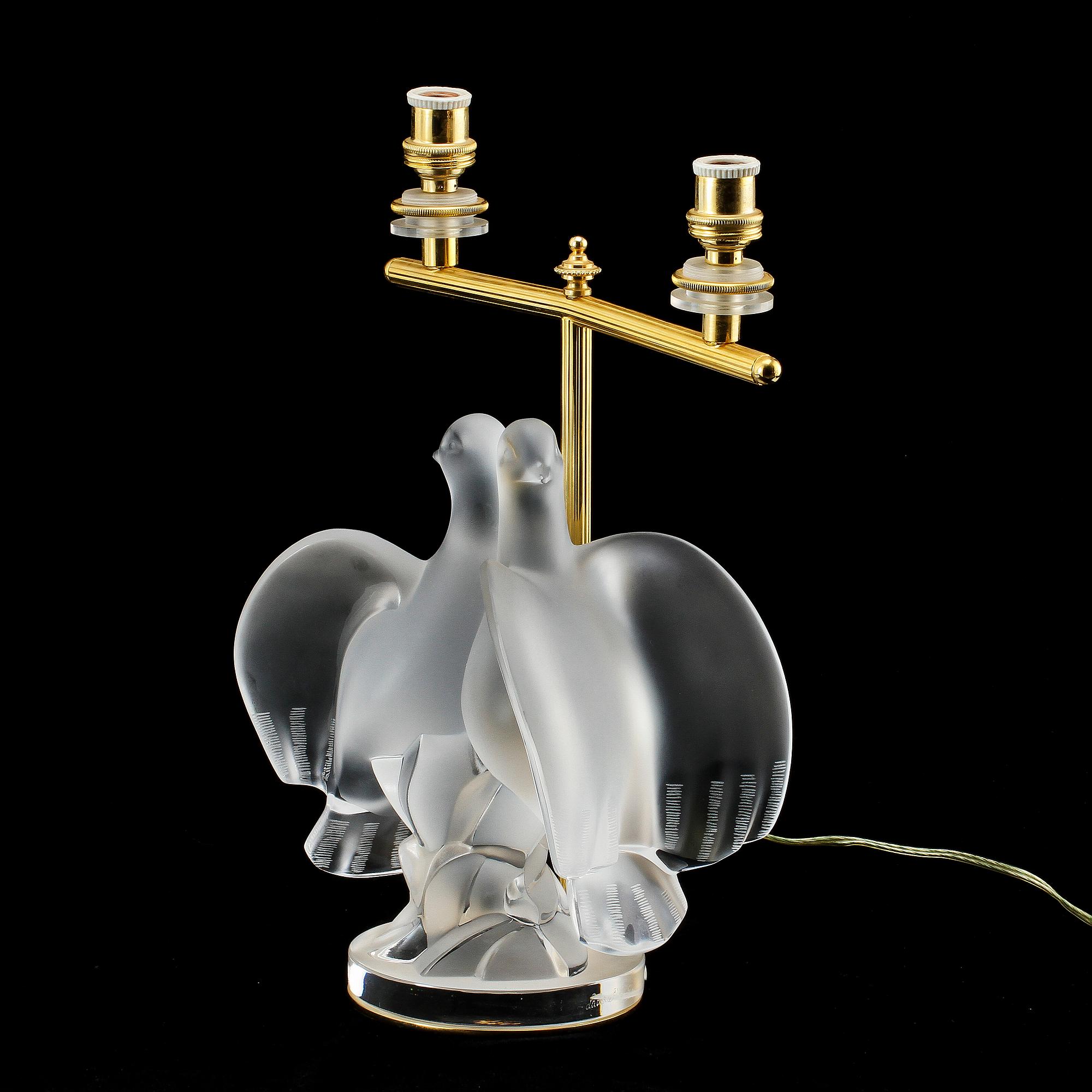 BORDSLAMPA, glas, Lalique, sign "Lalique R  France".