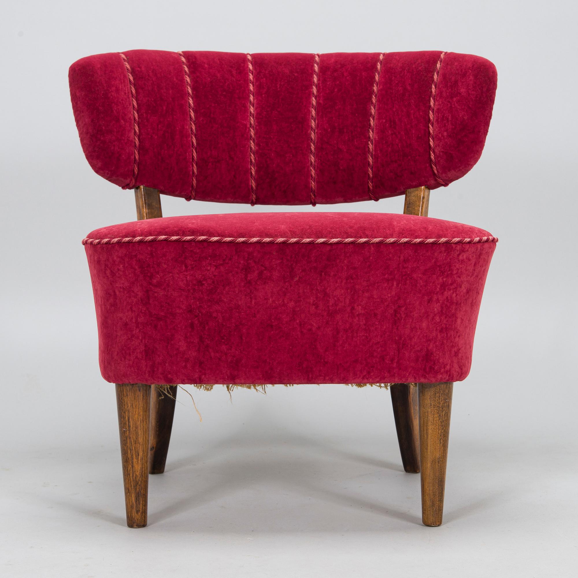 Lisa Johansson-Pape, a 1940s armchair for Oy Stockmann Ab, Keravan puusepäntehdas.