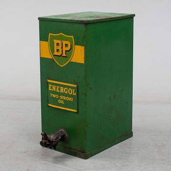 a "BP" oil bar from the mid 20th century.