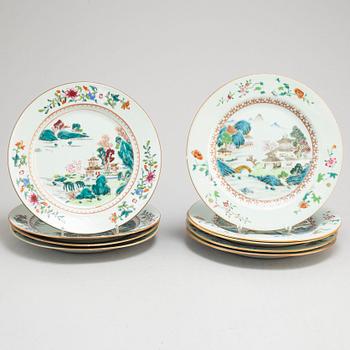 Nine (5+4) famille rose export porcelain plates, Qing dynasty, Qianlong (1736-95).