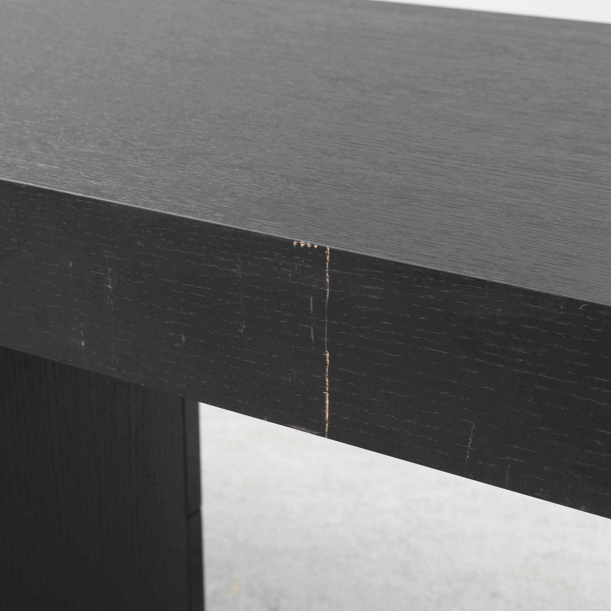 Rodolfo Dordoni, a 'Carson' desk, Minotti, Italy.