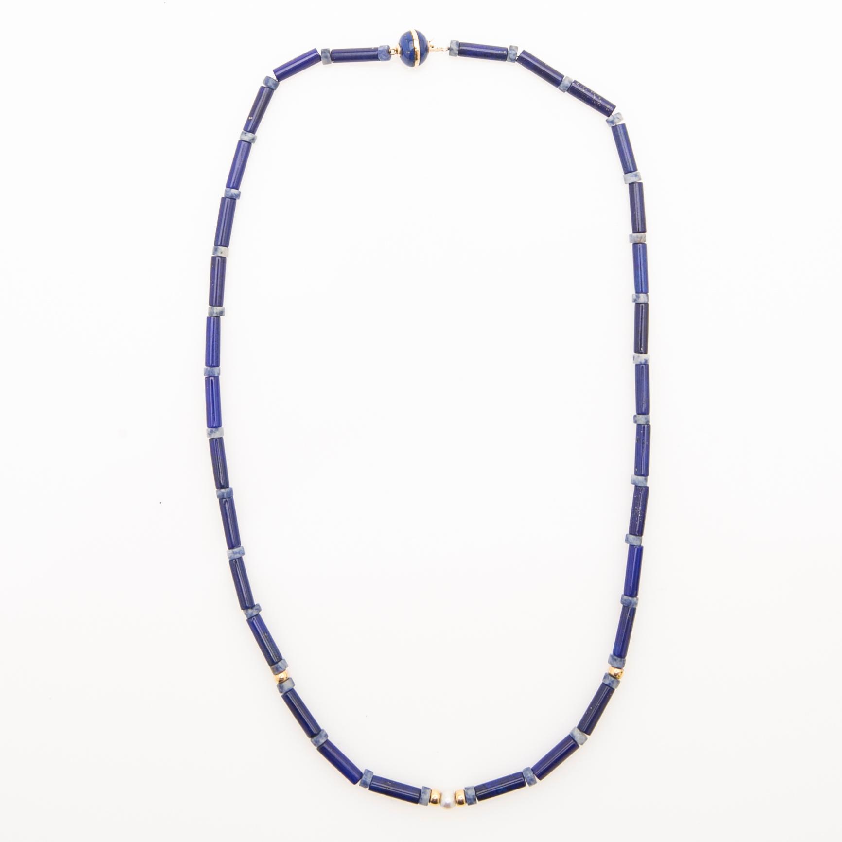 Necklace, lapis lazuli, gold and pearl.