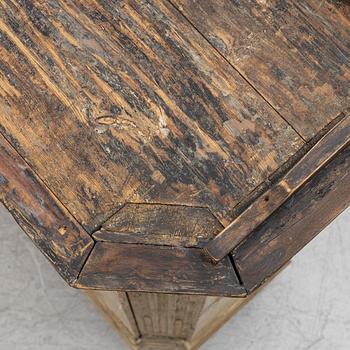 Cabinet, Gustavian, early 19th century.