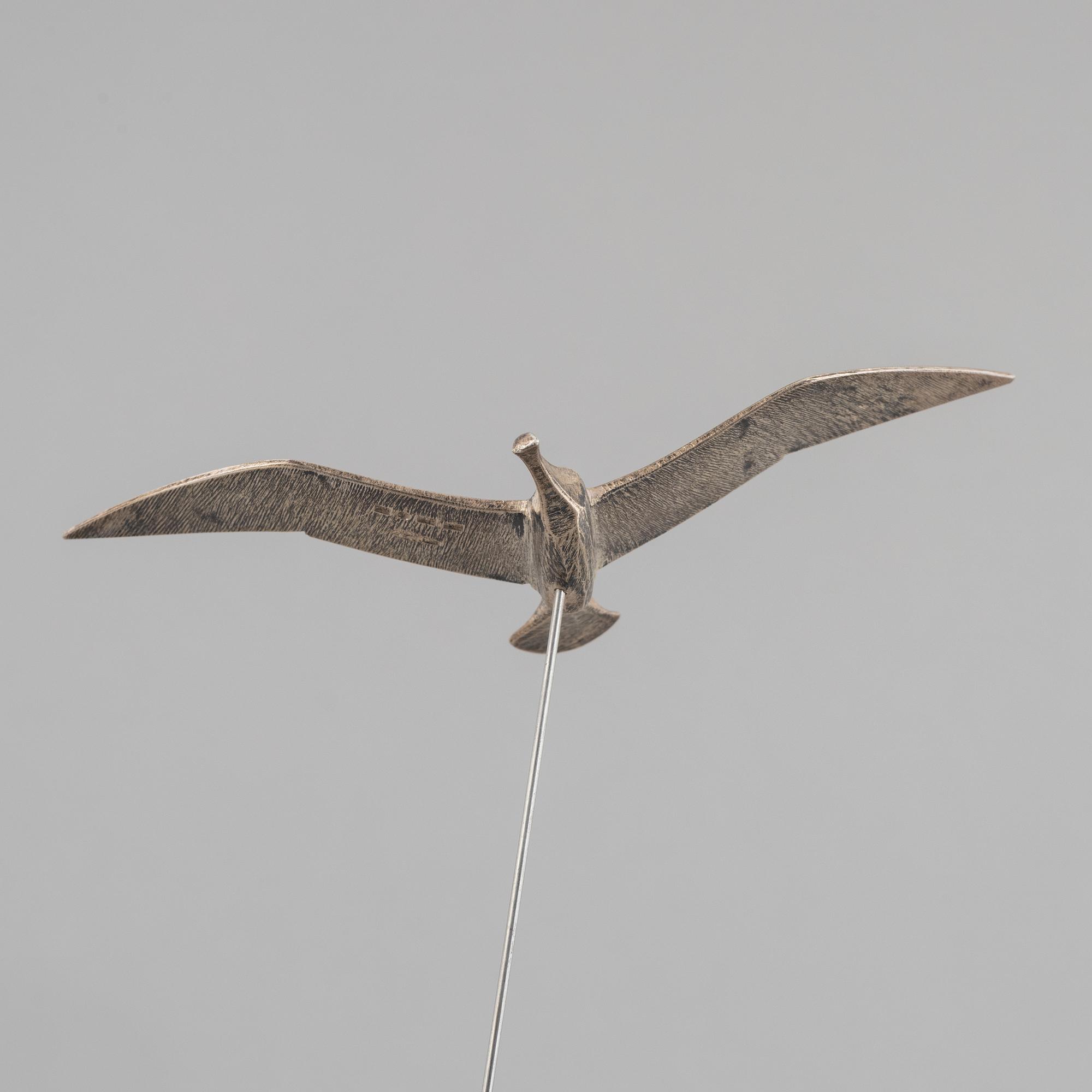 Rey Urban, two sterling silver birds, Stockholm 1996-1999.