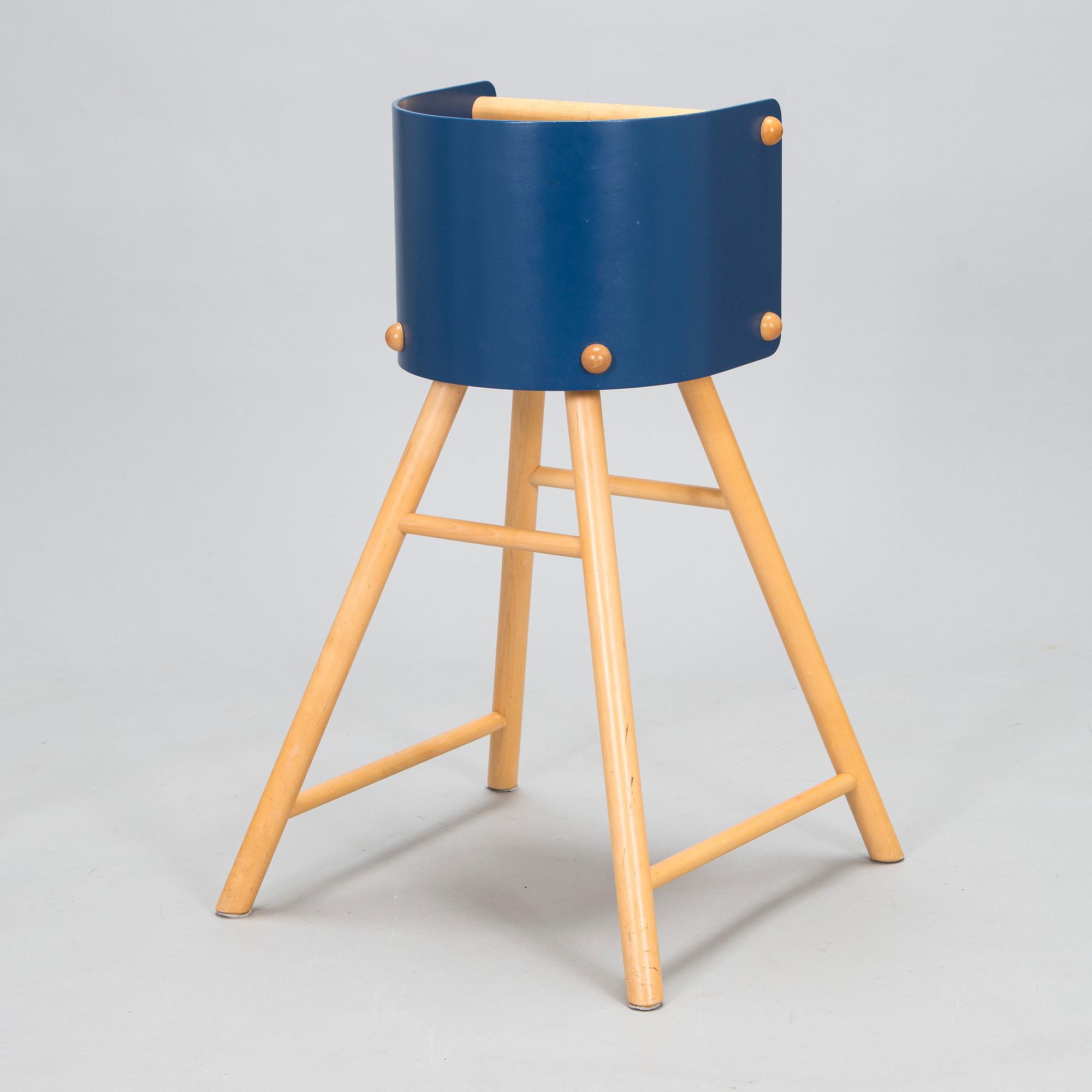 Ben af Schultén, a 'Baby's high chair' 616 for Artek 2010.
