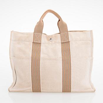 Hermès, a 'Fourre Tout' bag.