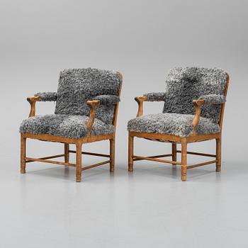 A pair of armchairs, first half of the 20th century.