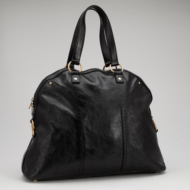 YVES SAINT LAURENT, a black leather shoulder bag, "Muse".