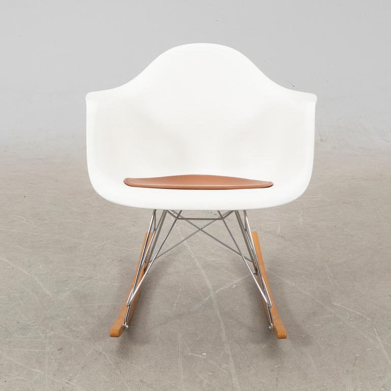 Charles och Ray Eames, gungstol, "Eames Plastic Armchair RAR", Vitra 2015.