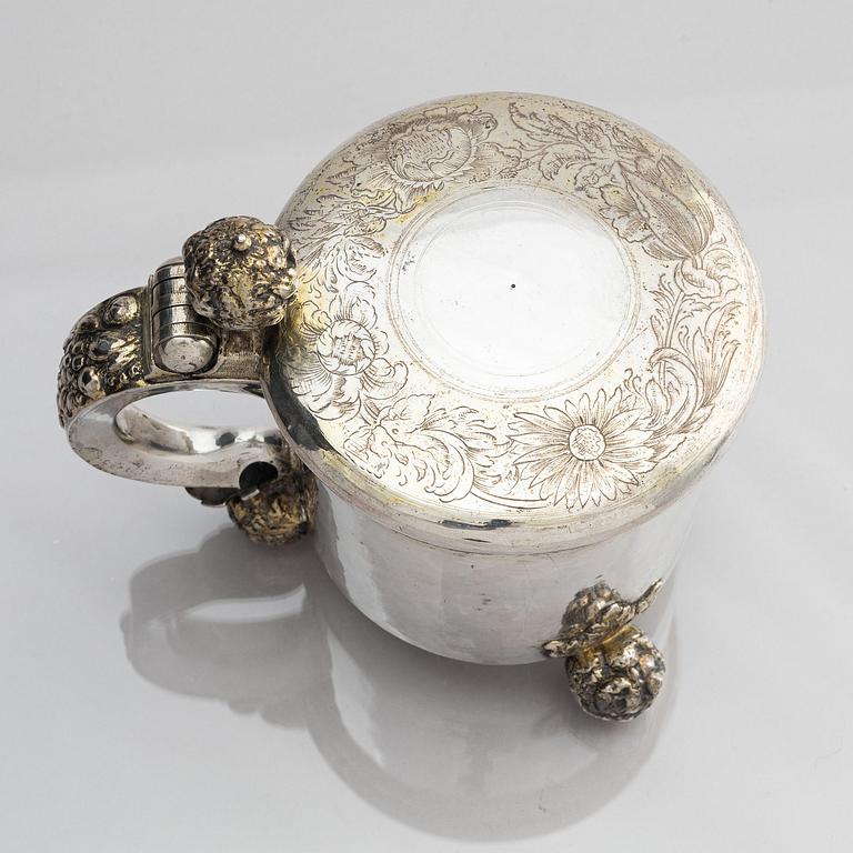 A Swedish 17th century parcel-gilt silver tankard, mark of Arvid Falck (active 1667-1691), Stockholm before 1689.
