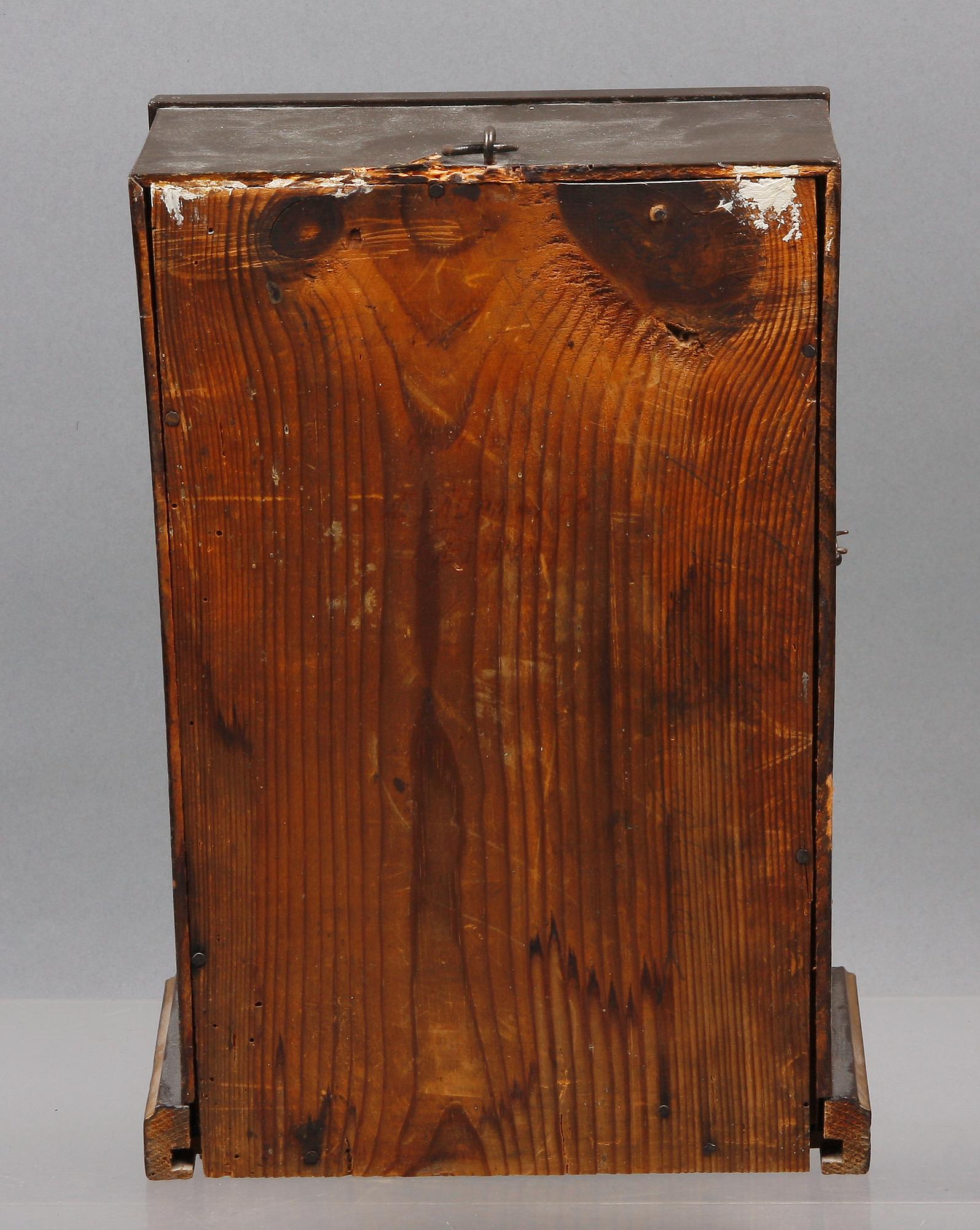 BORDSPENDYL, 1800-tal.