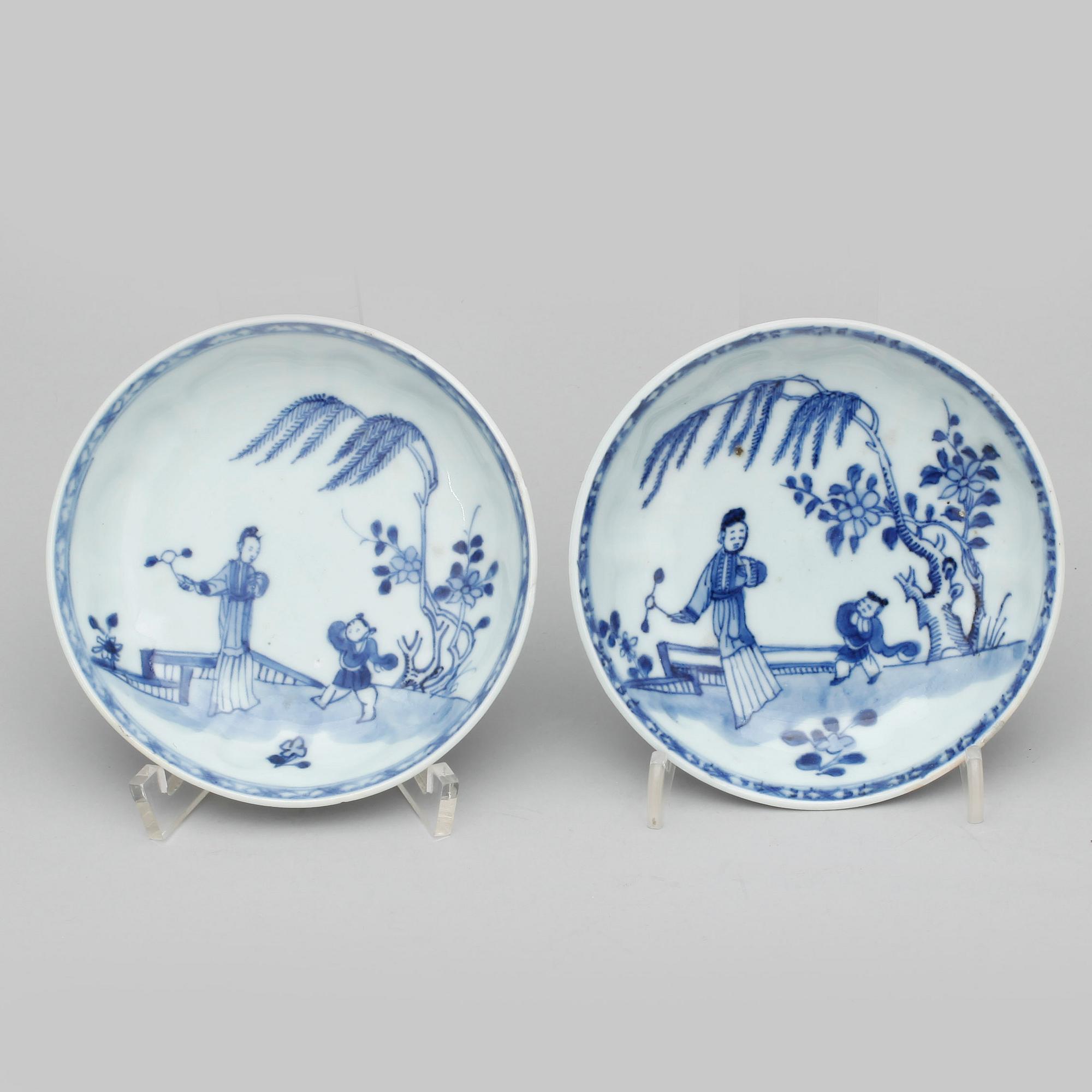 FAT, 4 st, porslin, Kina, Qing dynastin,  Kangxi (1661-1722) respektive Qianlong (1735-1796).