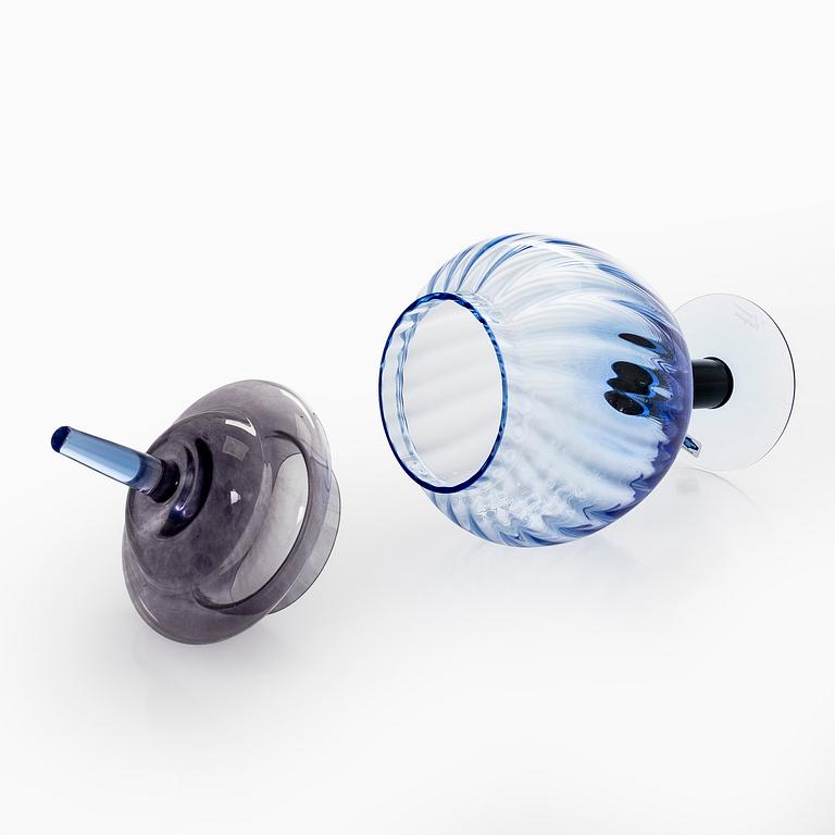 Kerttu Nurminen, a 'Grandmother's candy bowl' art glass object, Lampi Pro Arte 1993, signed K. Nurminen, Nuutajärvi.