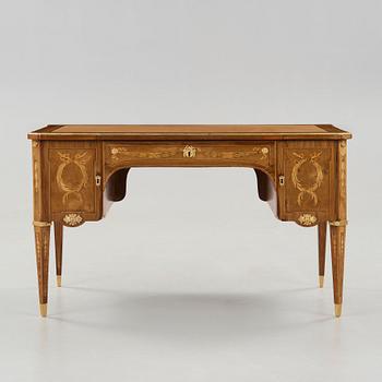 SKRIVBORD, av Georg Haupt (mästare i Stockholm 1770-1784), ej signerat. Gustavianskt.