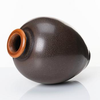 Berndt Friberg, a stoneware vase, Gustavsberg studio, Sweden 1964.