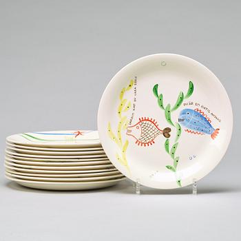 STIG LINDBERG, 12 creamware 'Löja' plates, from Gustavsberg, 1948-1962.