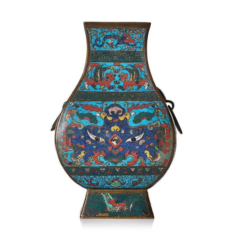 Vas, Fanghu, cloisonne. Sen Mingdynasti (1368-1644).