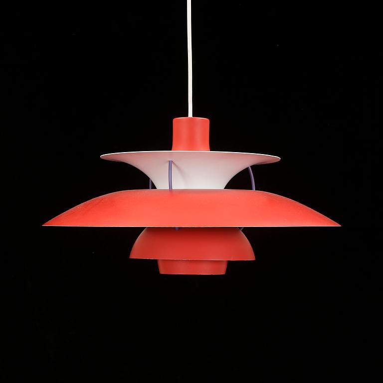 TAKLAMPA, PH-5, Poul Henningsen för Louis Poulsen, Danmark, 1900-talets andra hälft, höjd ca 27 cm.