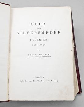 BOK, "Guld och silversmeder i Sverige 1520-1850" av Gustaf Upmark, Stockholm 1925.