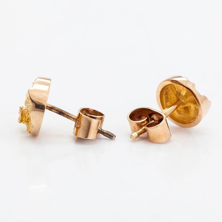 Björn Weckström, a pair of 14K gold earrings, 'Swirls', for Lapponia.