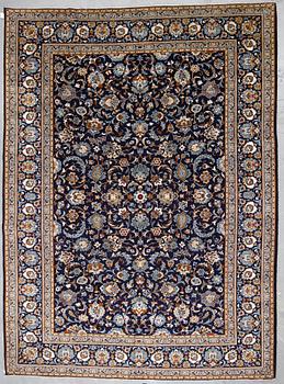 MATTA, Keshan, ca 357x264 cm.