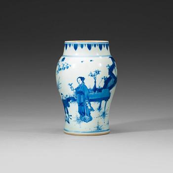 A blue and white vase, Transition 17th century.