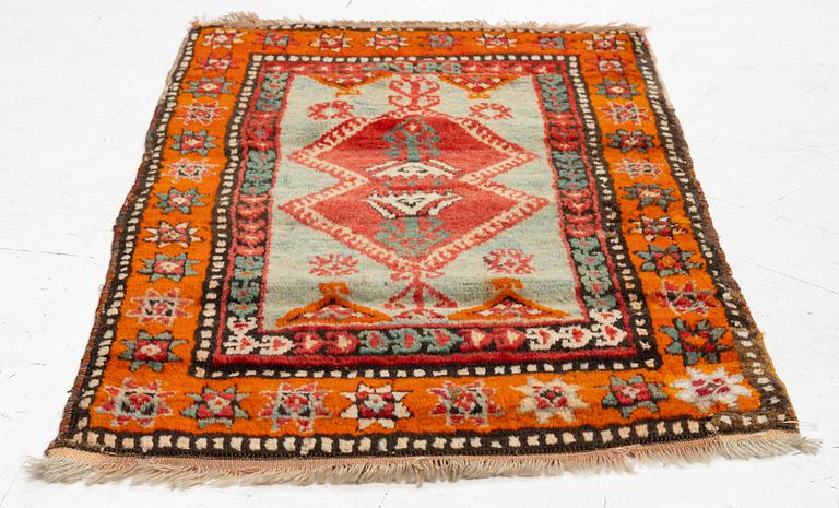 An antique Sivas Yastick rug, c. 93 x 53 cm.