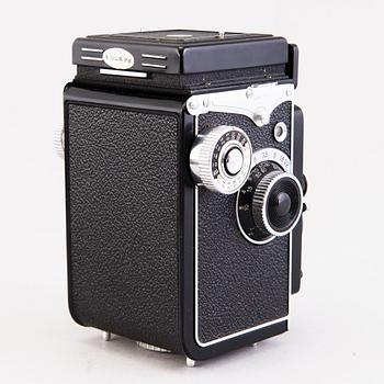 Set of five cameras, with accessories, 1920-50-tal.