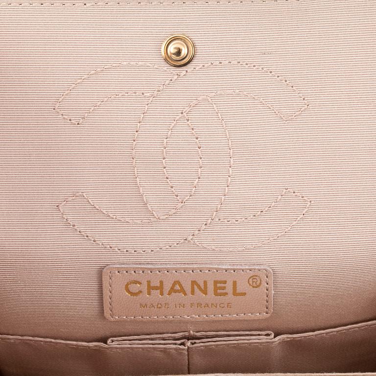CHANEL, a palepink grey silk eveningbag / shoulderbag.