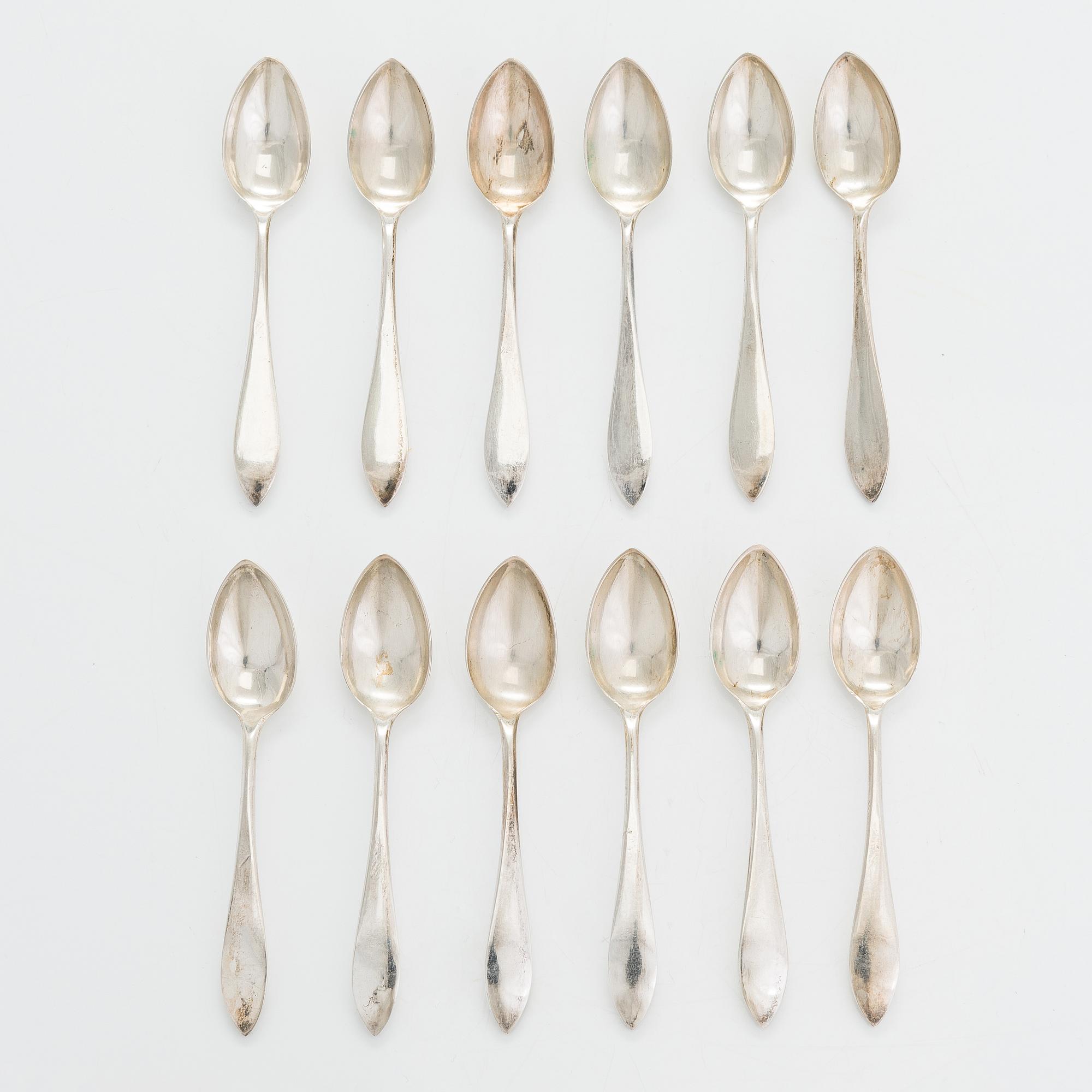 Bestickuppsättning för 12, totalt 108 delar, silver, Warszawa, Polen 1931-1963.