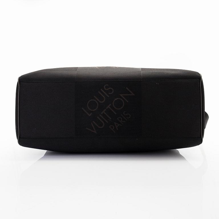 Louis Vuitton, a Geant 'Albatros' Weekendbag.