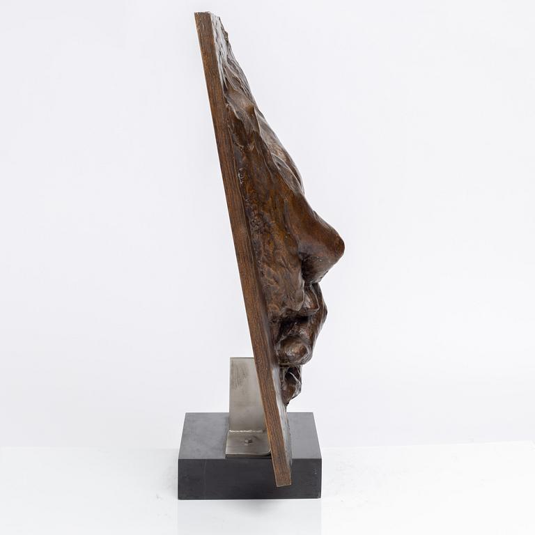 Gudmar Olovson, relief/sculpture. Signed. Numbered. Foundry mark. Bronze, total height 80 cm, length 58.5 cm.