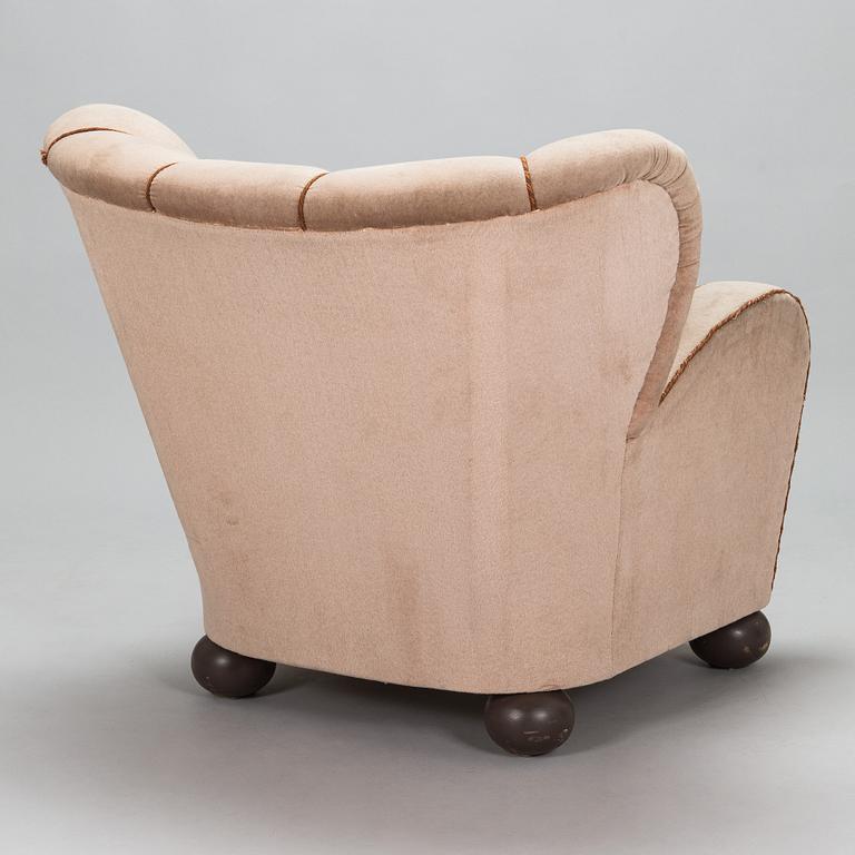 Märta Blomstedt, an 'Aulanko-model' armchair. Designed in 1939.