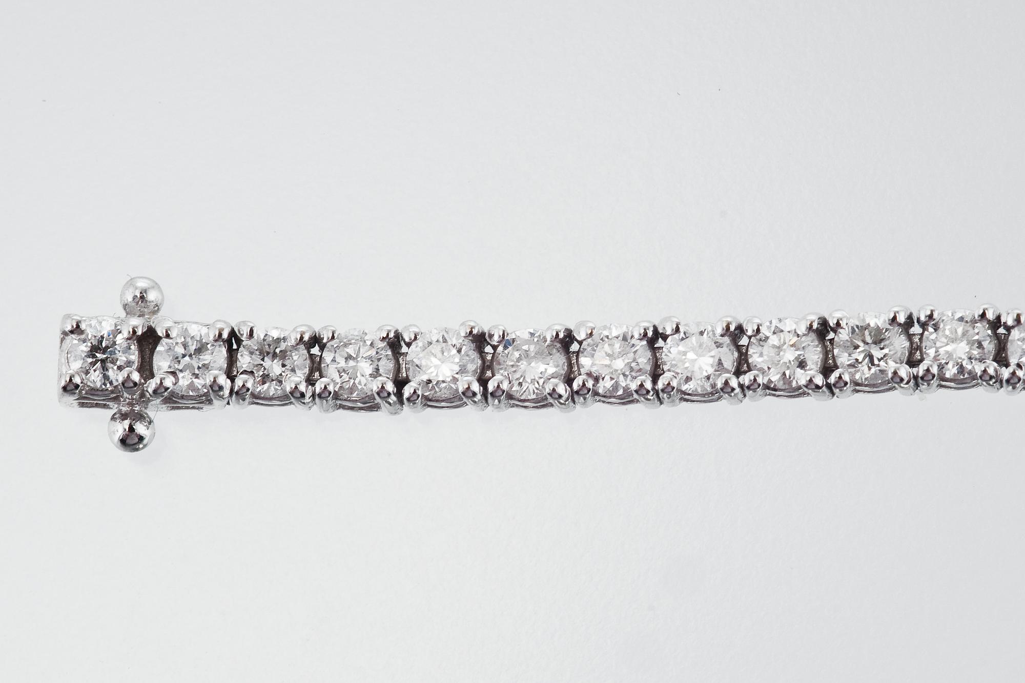 DIAMANTARMBAND.