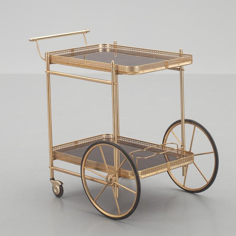 SERVERINGSVAGN, 1900-tal.