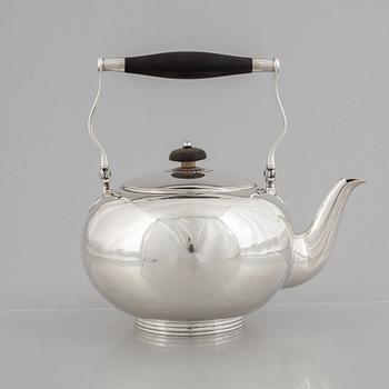 A silver teapot, Netherlands 1836.