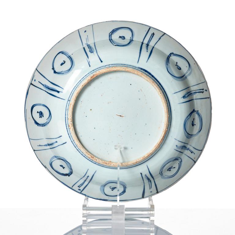 A blue and white kraak dish, Ming dynasty, Wanli (1572-1620).