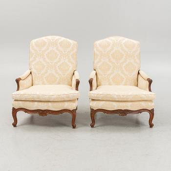 A pair of Louis XV armchairs, second half of the 18th century.