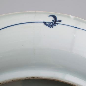 FAT, porslin, Kina, möjligen 1800-tal.
