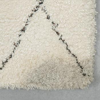 Matta "Rav 1", Gunilla Lagerhem Ullberg, kasthall, ca 392 x 316 cm.