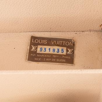 Louis Vuitton, resväska "Alzer 65", vintage.