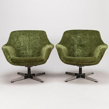 OLLI MANNERMAA, A PAIR OF ARMCHAIRS, "Vista", manufacturer Martela, 1970s.